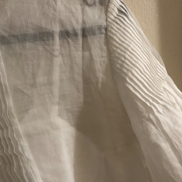 White dress - Picture 11 of 16